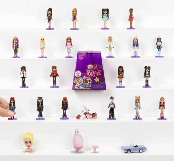 Miniverse Bratz Minis in PDQ Series 2