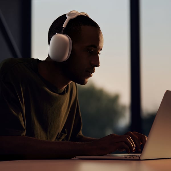 Apple AirPods Max Headset Trådlös Huvudband Samtal/musik Bluetooth Blå