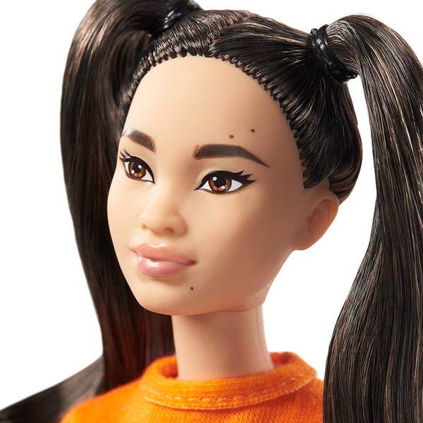 Barbie Fashionistas #145