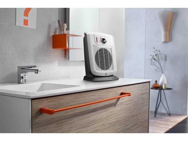 De’Longhi Caldobagno HBC 3030 Hvid 2000 W Blæser med elektrisk områdevarmer