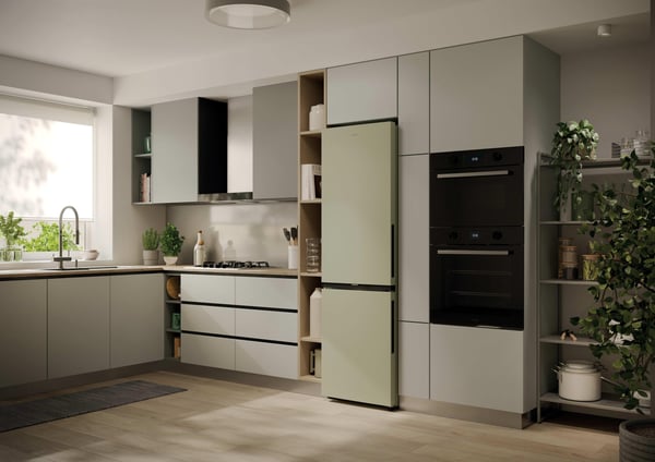 Candy CNCQ2T518EC Fritstående 279 L Cremefarvet