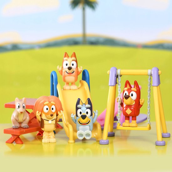 Moose Toys Bluey Deluxe Park Playset