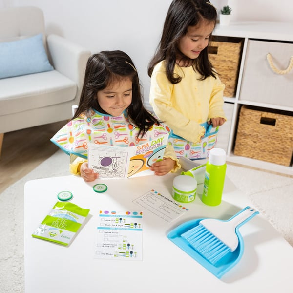 Melissa & Doug Salon & Spa