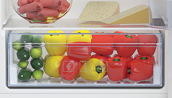 Beko BCSA285K4SN kombinerad kyl/frys Inbyggd 271 l Vit