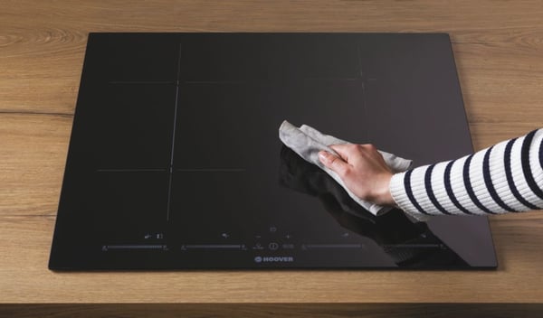 Hoover H-HOB 500 INDUCTION HTPS64MCTT/1 Musta Kiinteä 60 cm Keittoalueinduktioliesi 4 alue(tta)