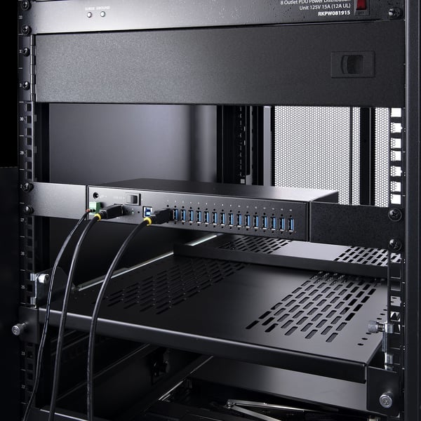 StarTech.com 16-Port Industriell USB 3.0 Hub 5Gbps, Metall, DIN/Yt-/Rackmonterbar, ESD-skydd