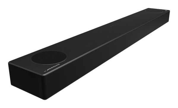 LG SPD7Y.DEUSLLK soundbar-högtalare Svart 3.1.2 kanaler 380 W