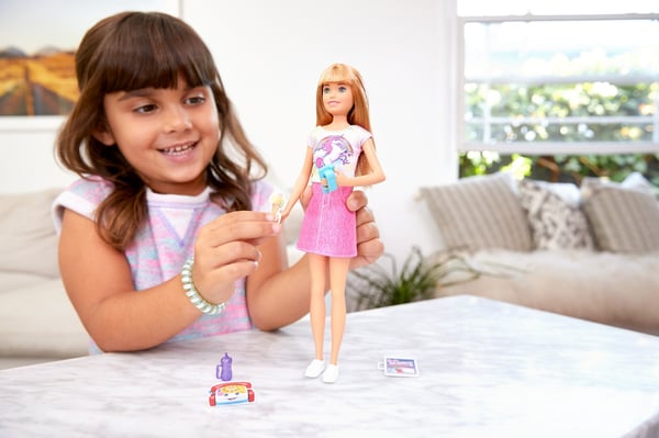 Mattel FHY89 dukke