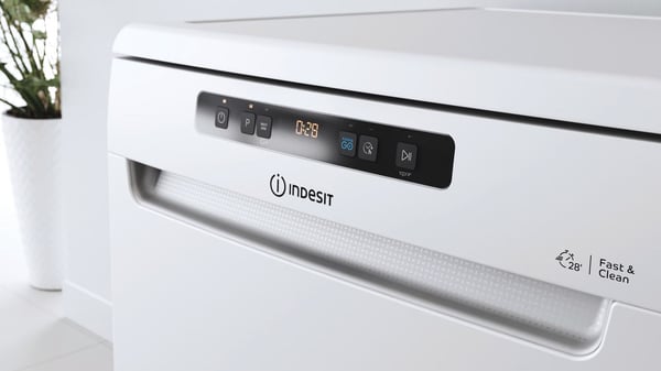Indesit IN2FFC14BN6 Fritstående 14 kuverter