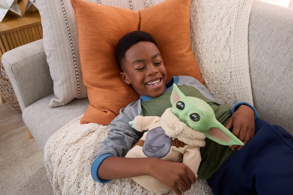 Star Wars The Mandalorian & Grogu -elokuvan Pick-Me-Up Grogu -pehmohahmo, kirjottu kuvio ja vinyylipää