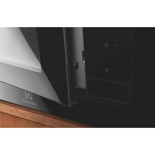 Electrolux LMS4253TBK Svart Grillmikrovågsugn Inbyggd 25 l 900 W