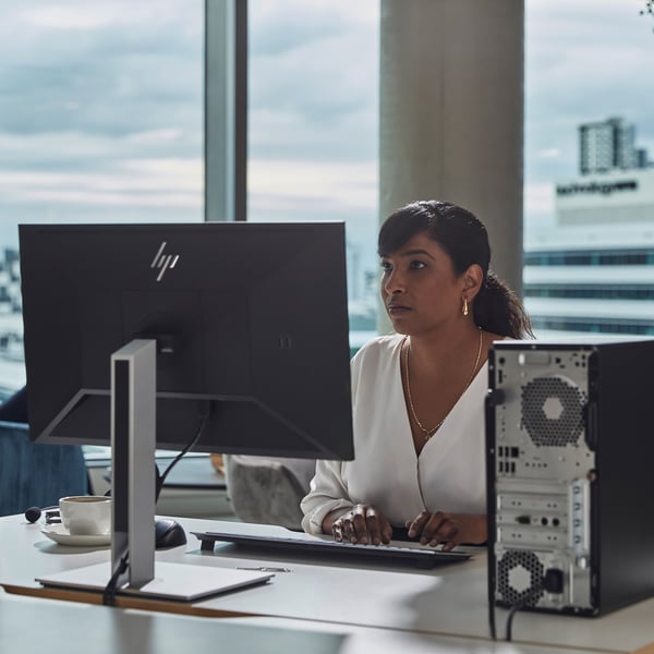 HP Pro 400 G9 Intel® Core™ i5 i5-12500 16 GB DDR4-SDRAM 512 GB SSD Windows 11 Pro Tower PC Svart