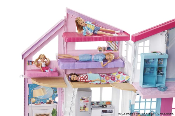 Barbie Malibu House-dockhus med 2 våningar som kan göras om, samt mer än 25 delar