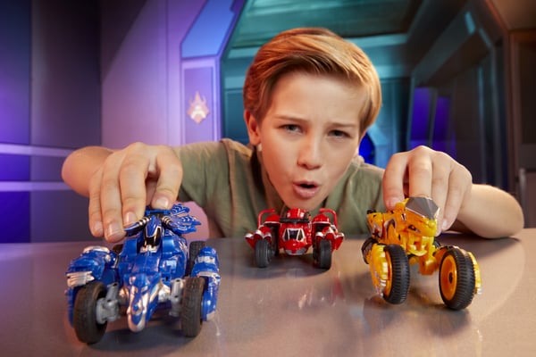 MGA Entertainment Armorsaurs Evolver- Cobalt