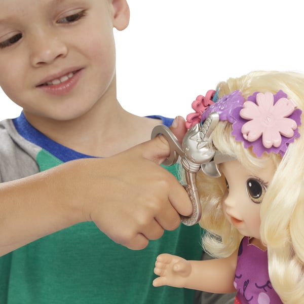 Baby Alive E5241FR0 dockor