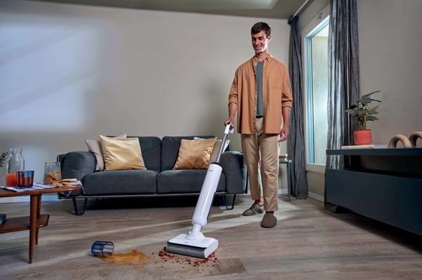 Hoover HW400 011 Pystyimuri Akku Kuiva ja märkä Pussiton 0,55 L 220 W Valkoinen