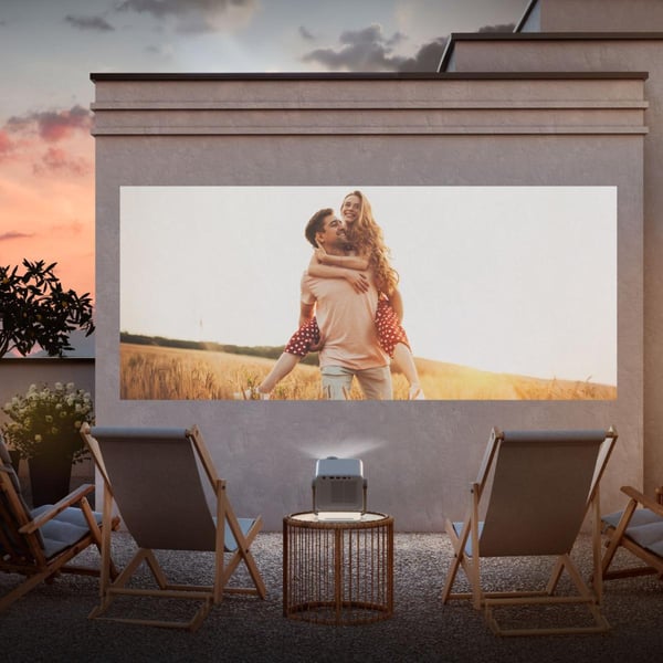 Hisense M2 Pro UHD 4K (3840x2160) 3D Harmaa