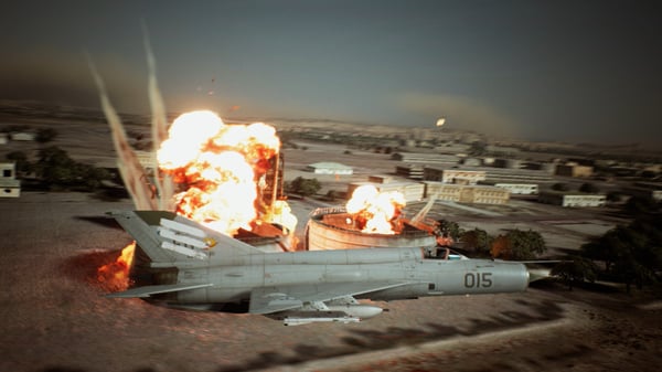BANDAI NAMCO Entertainment Ace Combat 7 : Skies Unknown Standard Tyska, Engelska, Förenklad kinesiska, Koreanska, Spanska, Franska, Italienska, Japanska, Polska, Portugisiska, Ryska PlayStation 4