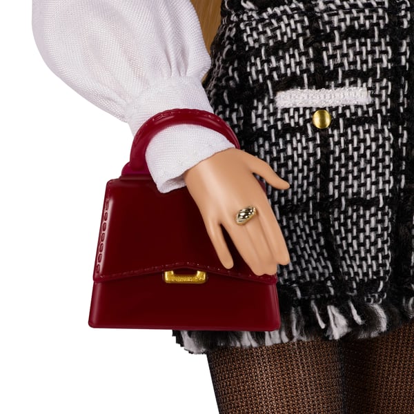 Barbie Signature @BarbieStyle Doll and Fashion