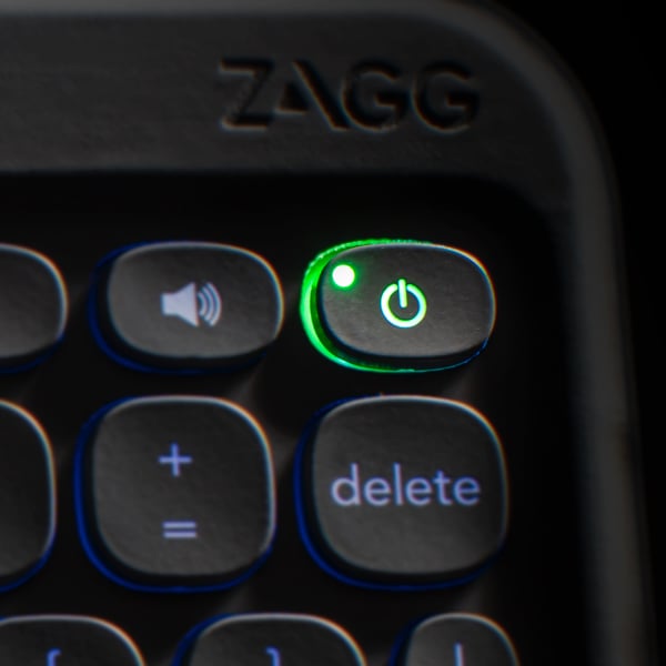 ZAGG KBD PRO KEYS MED TRACKPAD TYSK FÖR APPLE IPAD 10.2 SVART/GRÅ (103407953)