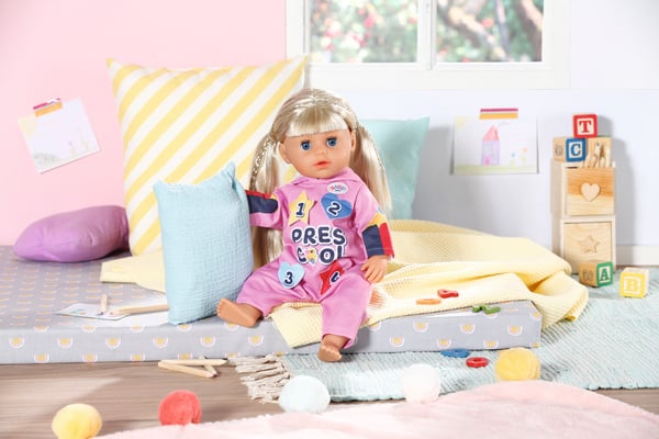 BABY born Kindergarten Romper+Badges Dukkesparkedragt