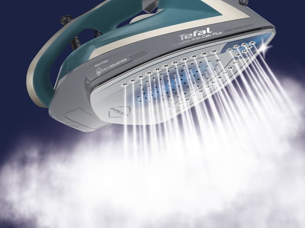 Tefal Ultragliss Anti-Calc Plus FV6842 Dampstrygejern 2800 W Blå, Sølv