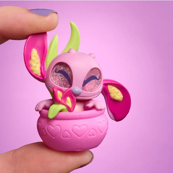 Just Play Disney Doorables In Full Bloom Mini Peek