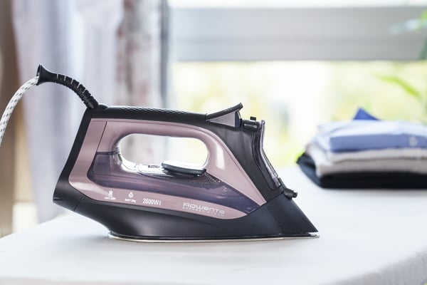 Rowenta DW4345 Dampstrygejern Rustfri strygesål 2600 W Sort, Rose