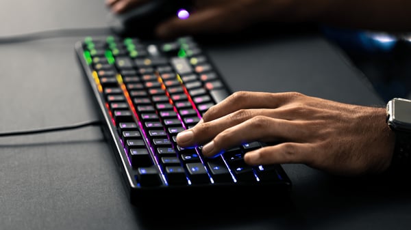 CHERRY G80-3000N RGB TKL tastatur Universel USB QWERTZ Tysk Sort