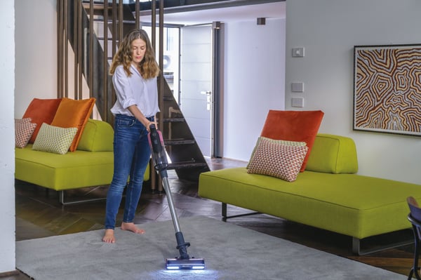 Hoover HF920H 011 2-i-1 stangstøvsuger Batteri Dry EPA Poseløs 0,7 L Rose, Lyserød