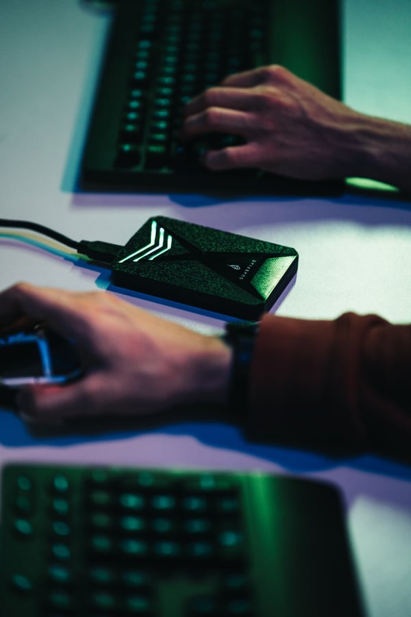 SureFire Gaming 512 GB Micro-USB B 3.2 Gen 1 (3.1 Gen 1) Sort, Grå