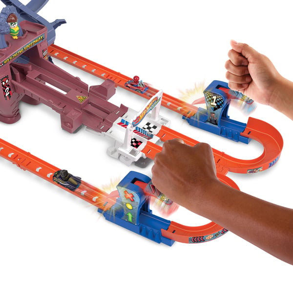 Hot Wheels Racer Verse RACERVERSE Spider-Man's Web Slinging Speedway -autorata