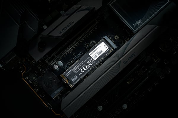 Klevv CRAS C715 1 TB M.2 PCI Express 3.0 NVMe 3D TLC NAND