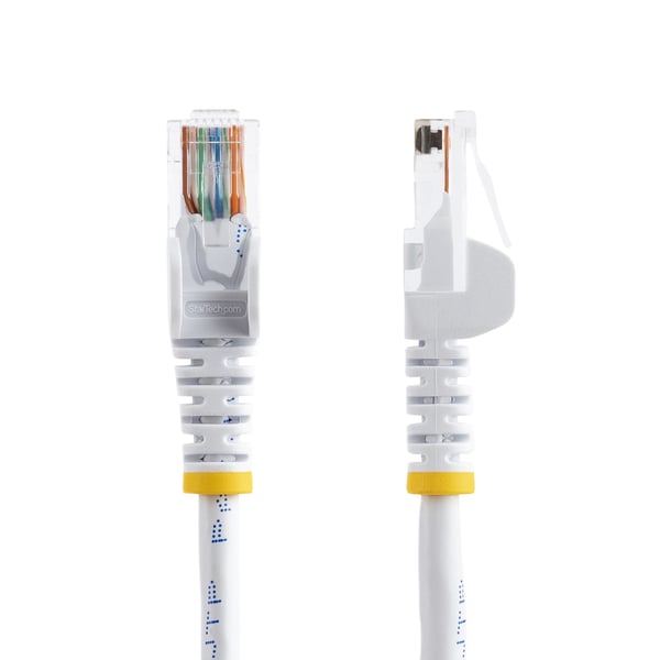 StarTech.com 2 m Cat5e RJ45 UTP -verkkokaapeli, jossa ei ole tarttumiskohtia - Cat 5e -patch-kaapeli - valkoinen - uros/uros