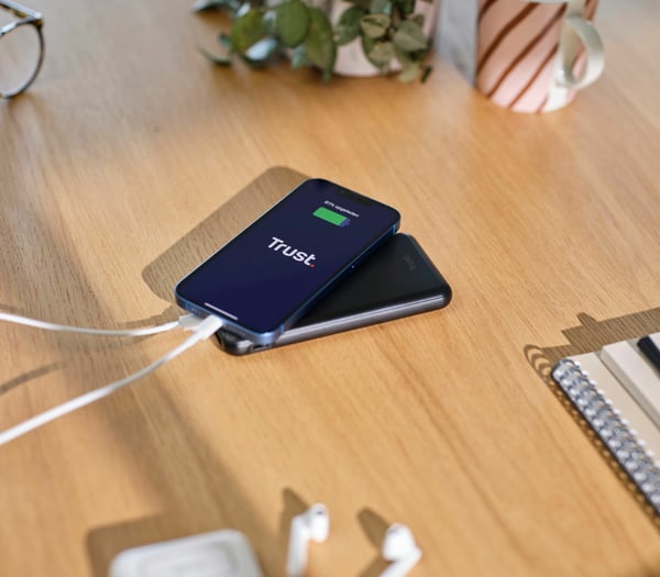Trust Redoh Litium-Ion (Li-Ion) 10000 mAh Svart