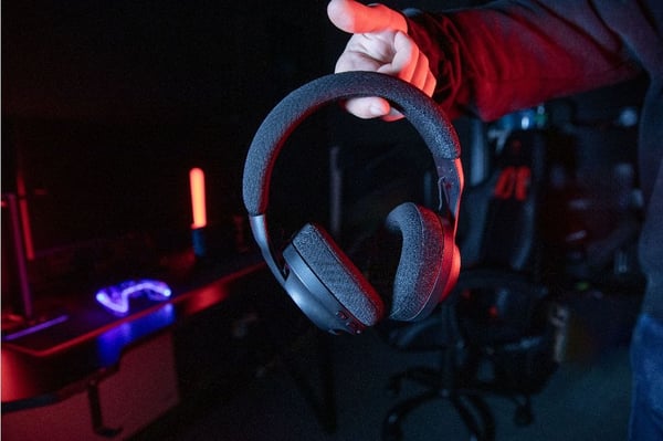 Konix PULSAR Kuulokkeet Langallinen & langaton Pääpanta Pelaaminen USB Type-C Bluetooth Musta