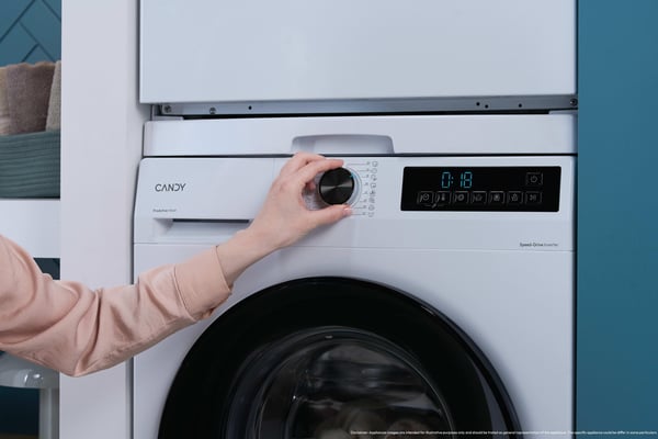 Candy GD 48SB6-S Pesukone Edestä täytettävä 8 kg 1351 RPM Valkoinen