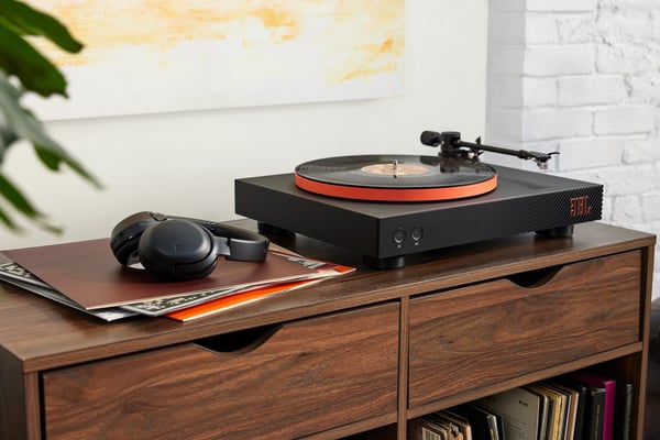 JBL Spinner BT Hihnakäyttöinen levysoitin Musta, Oranssi