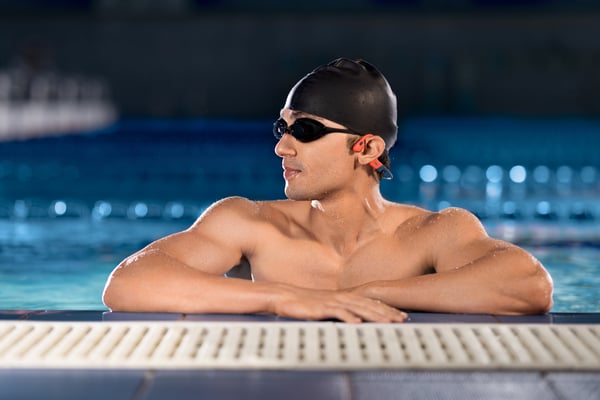 SHOKZ OpenSwim Pro Headset Trådløs Halsbånd Sport Bluetooth Sort, Rød