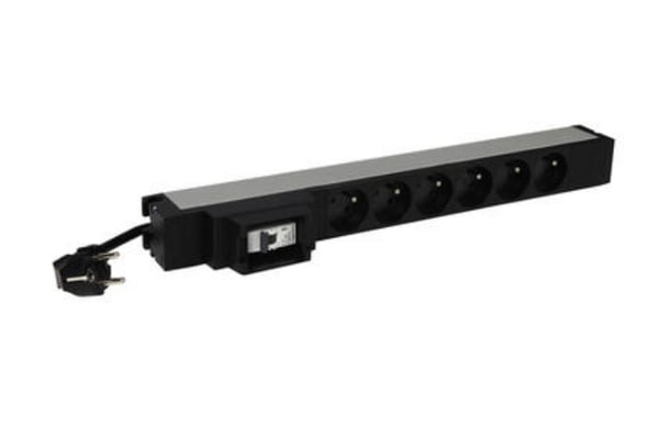 Legrand 646830 tehonjakeluyksikkö 6 AC-pistorasia(a) 1U Musta