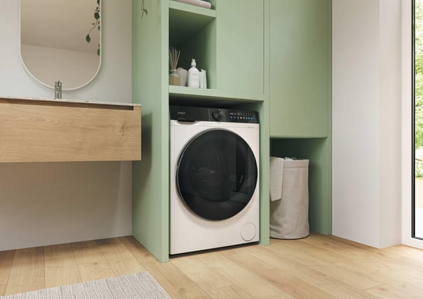 Candy BP 49SBL10UC-S Pesukone Edestä täytettävä 9 kg 1400 RPM Valkoinen
