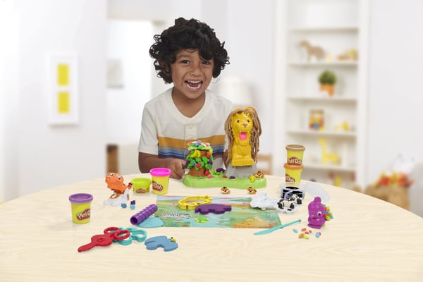 Play-Doh Growin Mane Lion & Friends Legesæt med modellervoks 567 g Flerfarvet