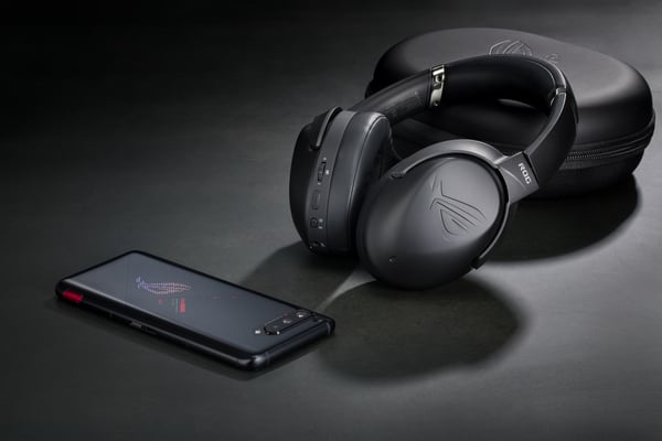 ASUS ROG Strix Go BT Kuulokkeet Langallinen & langaton Pääpanta Pelaaminen Bluetooth Musta