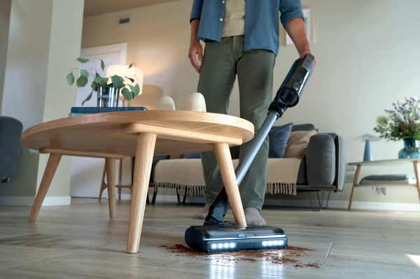 Hoover HF350HP 011 2-i-1 stangstøvsuger Batteri Dry HEPA Poseløs 0,7 L 400 W Sort, Sølv 2,5 At