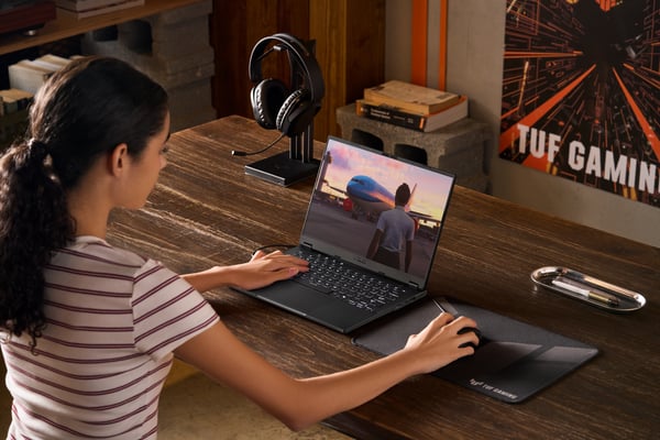 ASUS TUF Gaming A14 FA401KM-RG003W AMD Ryzen AI 7 350 Laptop 35,6 cm (14") 2.5K 16 GB LPDDR5x-SDRAM 1 TB SSD NVIDIA GeForce RTX 5060 Wi-Fi 6E (802.11ax) Windows 11 Home Grå QWERTY Hollandsk