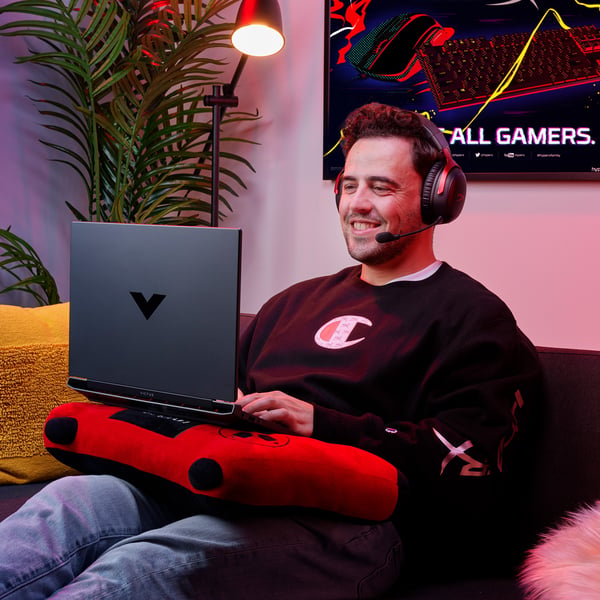 HyperX Cloud III Wireless – langattomat pelikuulokkeet