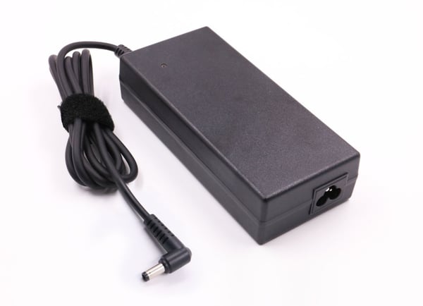 CoreParts Strømadapter 120W 24V 5A Stik:5.5*2.1 Desktop Adapter 120W 24V 5A Stik:5.5*2.1 Desktop Adapter