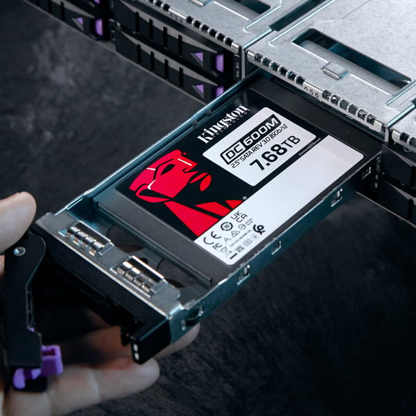 Kingston Technology DC600M 7,68 TB 2.5" Serial ATA III 3D TLC NAND