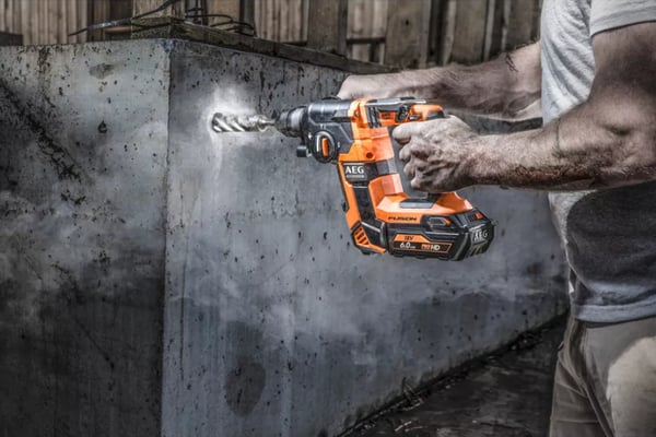 AEG BBH 18BL-0 1400 RPM Avaimeton