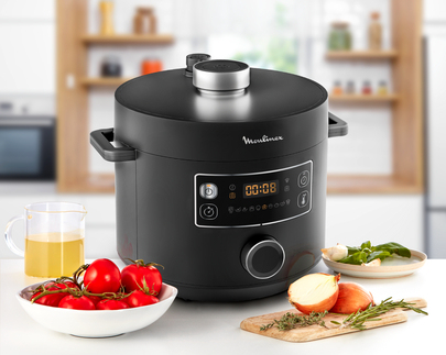 Moulinex CE7548 Musta 1090 W